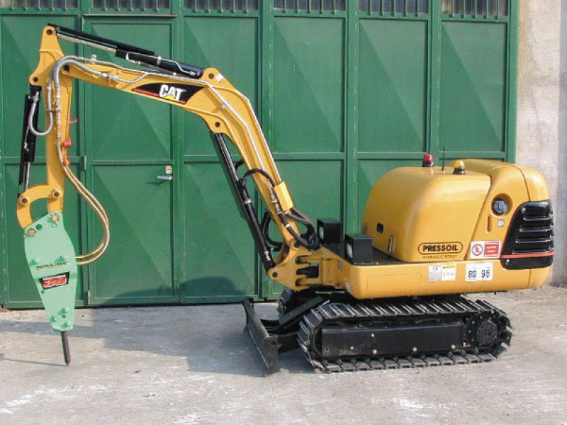 Special machines for demolition and special works: radiocontrols