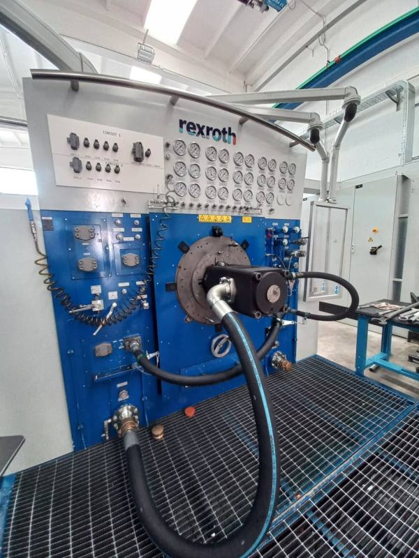 Prueba de la bomba de engranajes internos Bucher Hydraulics 0